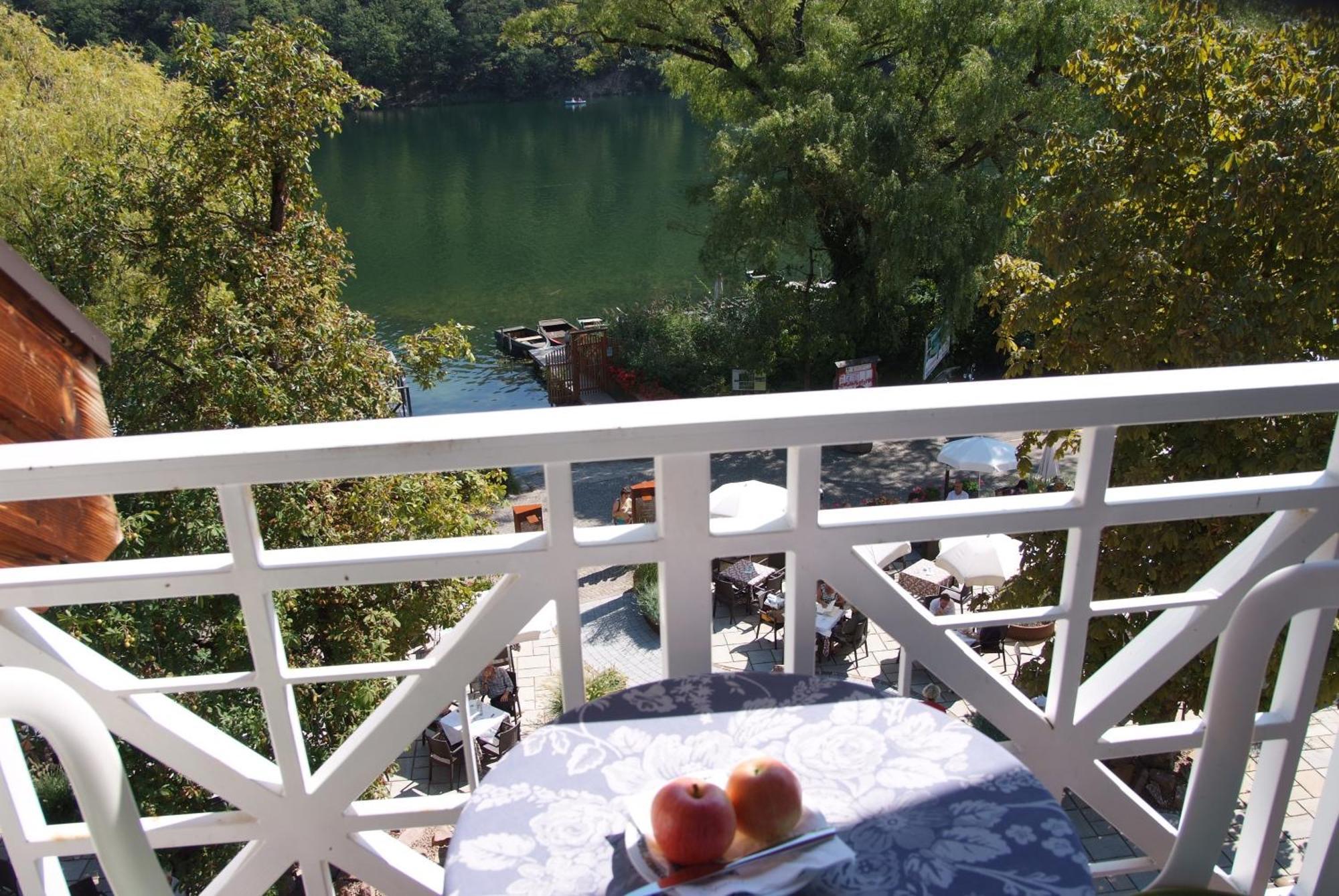 Seehotel Sparer Appiano sulla Strada del Vino Szoba fotó